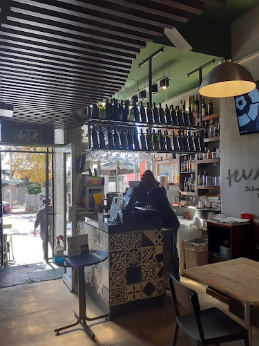 Tei Avon Schwarma Bistro - Hospitality and gastronomy