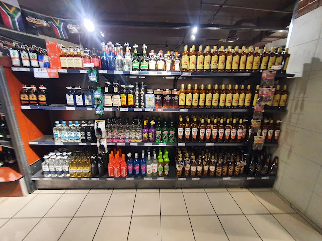 Opinii despre Checkers LiquorShop Knysna în Knysna - Hospitality and gastronomy