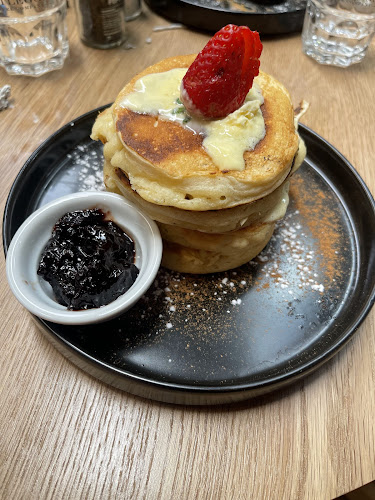 Opinii despre Bootlegger Musgrave Centre Halaal în Durban - Hospitality and gastronomy