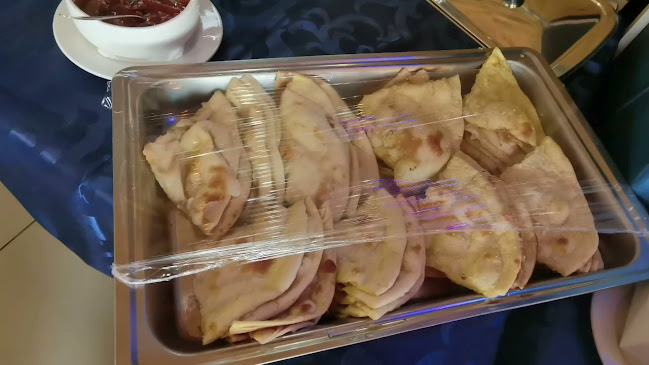 BayLeaf Eldoraigne restaurant