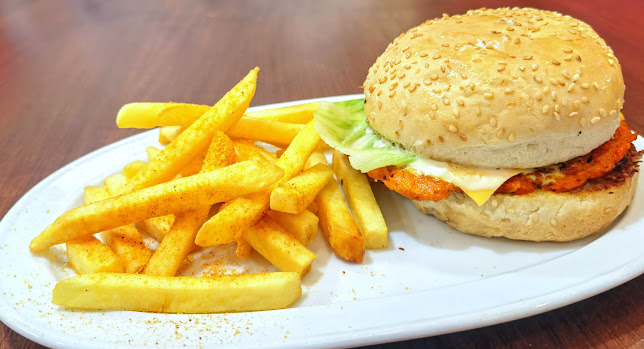 BayLeaf Eldoraigne restaurant