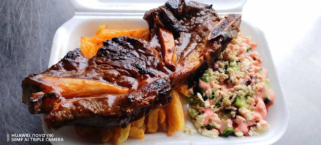 17, 23 Devereux Ave, Vincent, East London, 5247