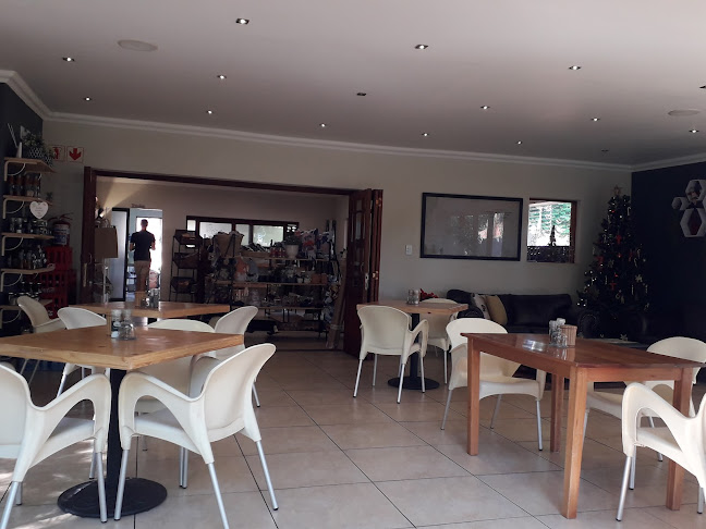 Opinii despre Honeyball Coffee Shop & Overnight Guest Rooms în Mokopane - Hospitality and gastronomy