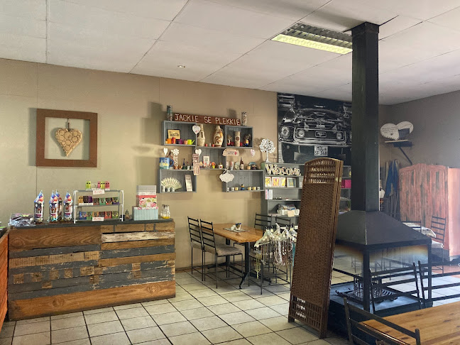 Comentarii opinii despre Chatterlys Tea Garden