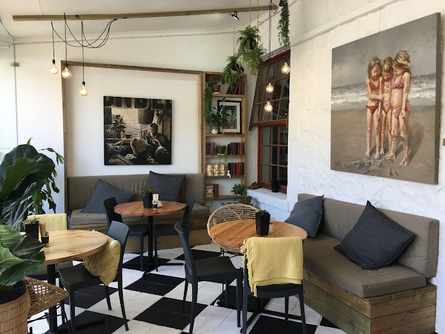 Comentarii opinii despre Grounded