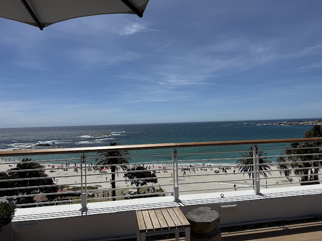 Baptiste Rooftop Pool, Bar & Lounge