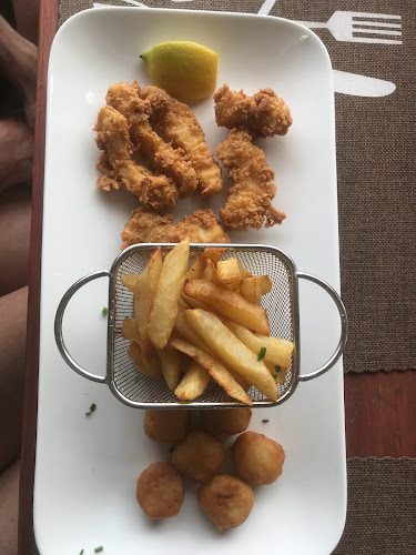 12 Smuts Ave, Uvongo, Margate, 4270