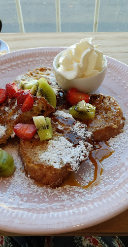 Hot Milk Coffee Shop - Hospitality and gastronomy