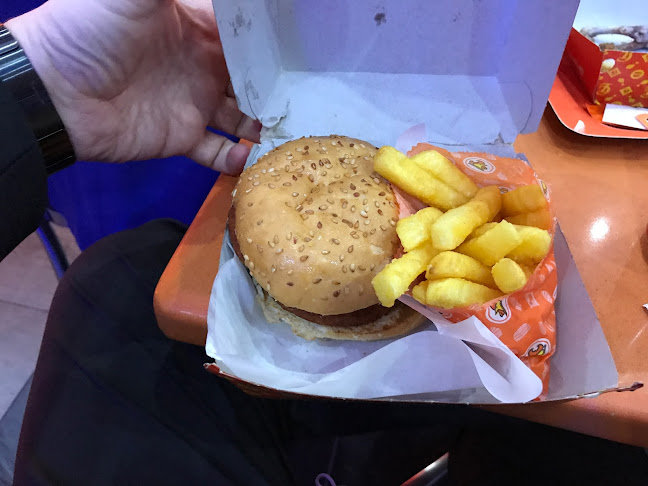 Opinii despre Chicken Licken Banbury Cross (Northview Centre) în Randburg - Hospitality and gastronomy