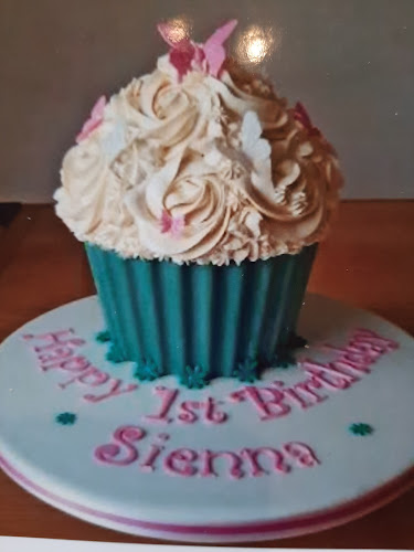 Glenwood Village Centre, 397 Che Guevara Rd &, Moore Road, Bulwer, Durban, 4083