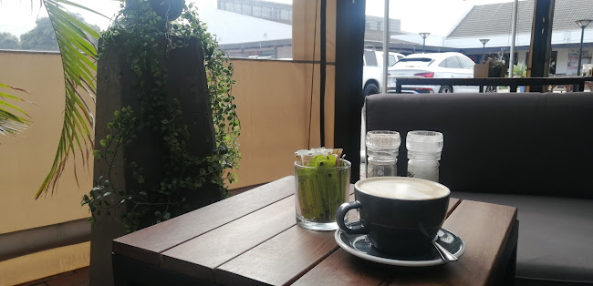 Frank's Coffee & Bagel Bar