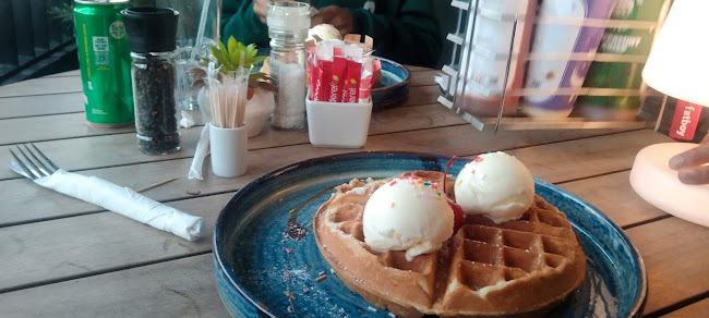 Floor 2, Brooklyn House - Luxury Student Accommodation Pretoria, 77 Lynnwood Rd, Brooklyn, Pretoria, 0181