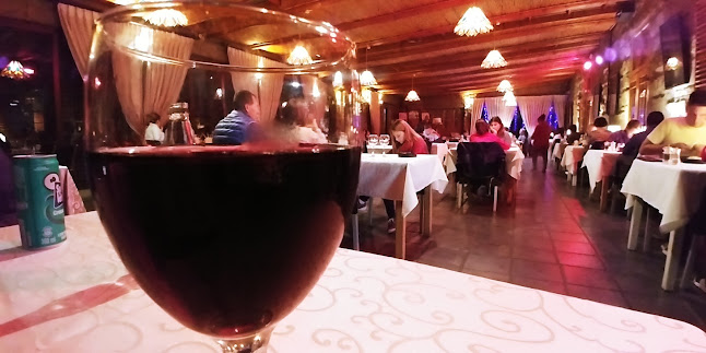 Opinii despre The Black Swan Restaurant & Cape Karoo Eatery în Oudtshoorn - Hospitality and gastronomy