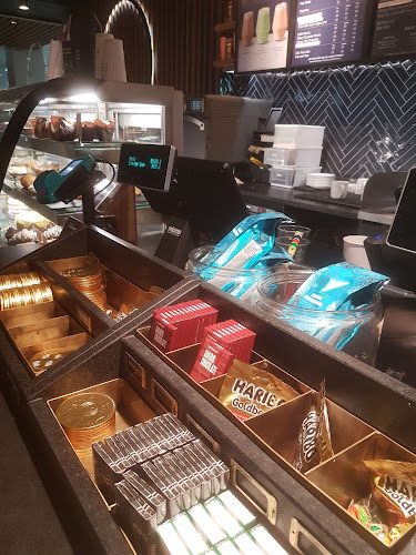 Starbucks Brooklyn Mall - Hospitality and gastronomy
