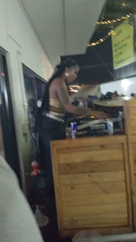 Disoufeng Pub & Restaurant - Meadowlands West