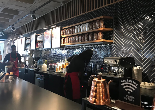 Opinii despre Starbucks Brooklyn Mall în Pretoria - Hospitality and gastronomy