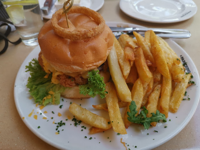 Cnr The Straight &, Witkoppen Rd, Pine Slopes AH, Fourways, 2194