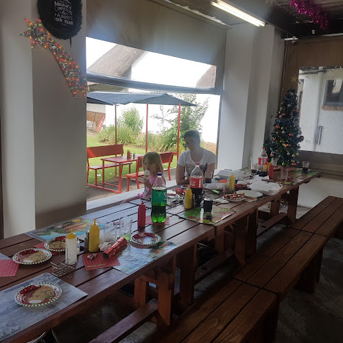 Opinii despre Holiday Inn Roadhouse în Springs - Hospitality and gastronomy