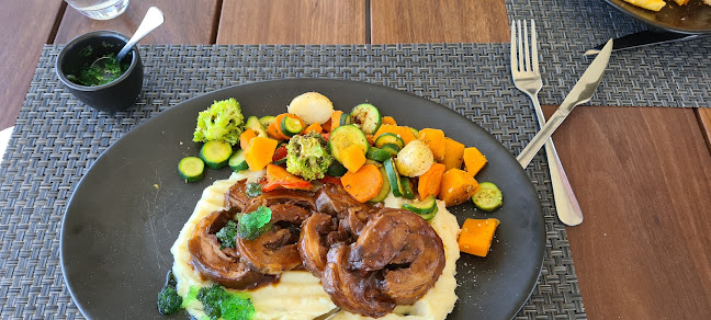 Opinii despre Red Ox Steakhouse în Upington - Hospitality and gastronomy