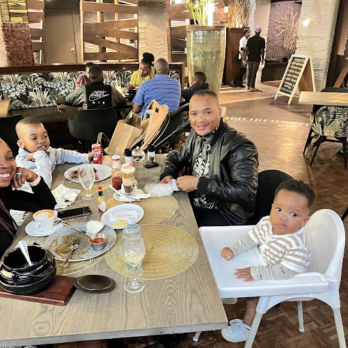 Comentarii opinii despre Menlyn Food Court