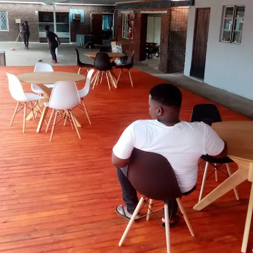 Comentarii opinii despre Blantire Royal Palace