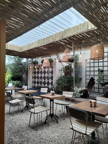 The Hans & Lloyd Coffee Co | Newlands