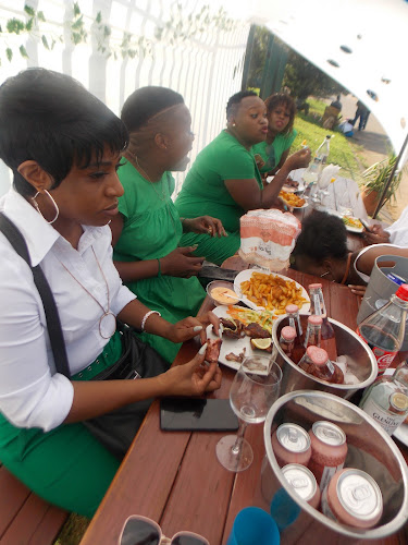 La Four Dladla Fast food - Soweto