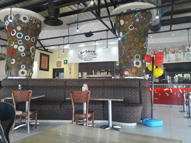 Nando's Brits Drive Thru - Hospitality and gastronomy