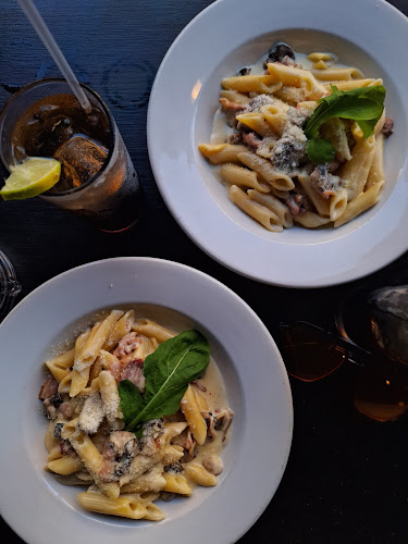 Narona Pizza & Bar - Hospitality and gastronomy