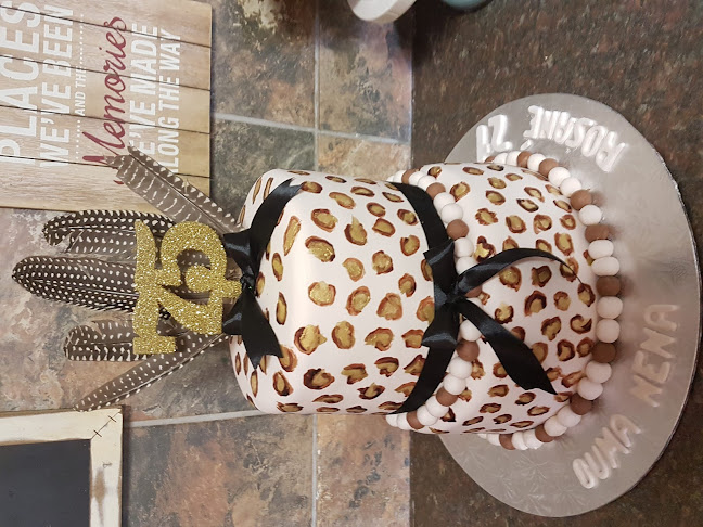 Comentarii opinii despre Christelle's Cakes