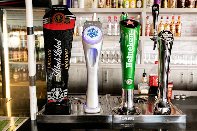 Opinii despre The Corner Pocket Bar & Billiards în Pretoria - Hospitality and gastronomy