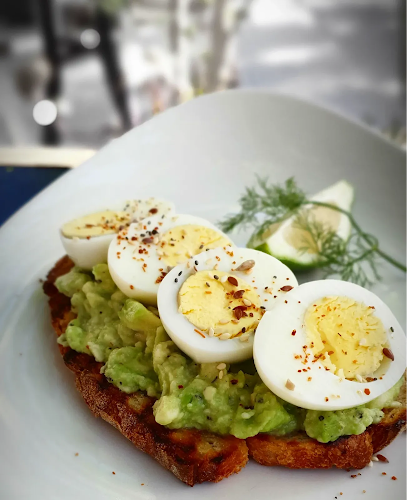 Gate 5, find the secret access code, Unit 63, Balcony, Victoria Junction, By the pool, 57 Prestwich St, Green Point, Cape Town, 8001