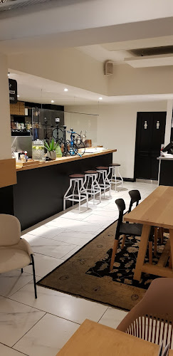 Yumi (Uber Eats) - Hospitality and gastronomy