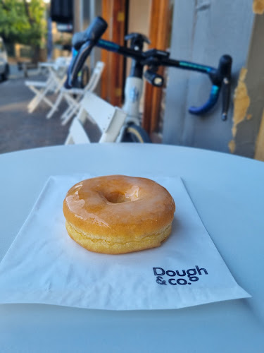 Comentarii opinii despre Dough & Co - Parktown North