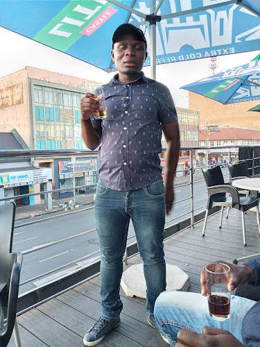 Comentarii opinii despre Mzanzi Bar Lounge