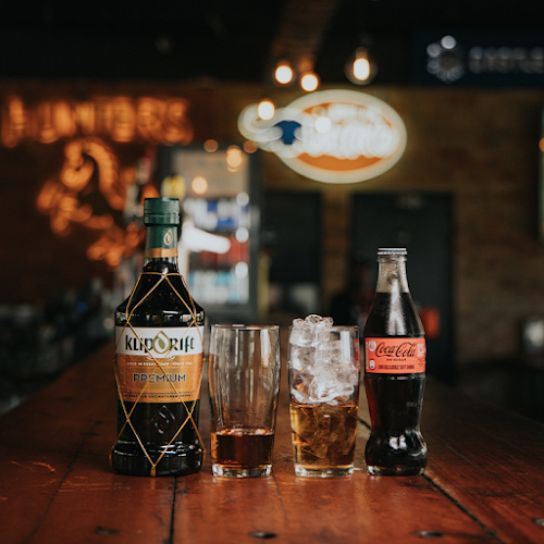 Comentarii opinii despre Hennie's Witbank Restaurant