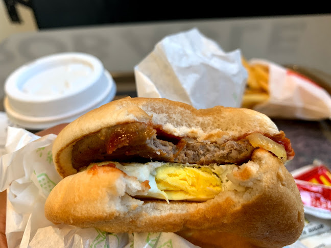 Comentarii opinii despre McDonald's Seapoint Drive-Thru