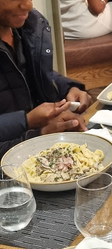 Opinii despre Casa Bella Montecasino în Fourways - Hospitality and gastronomy