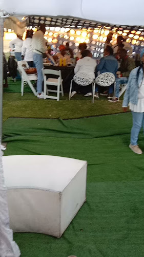 Comentarii opinii despre Emapapeni Food Court