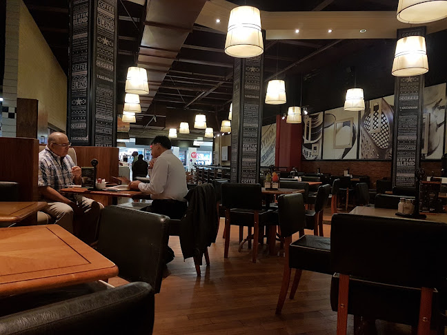 Shop U43-U45, Bedford Centre, Smith Rd, Bedfordview, Germiston, 2008