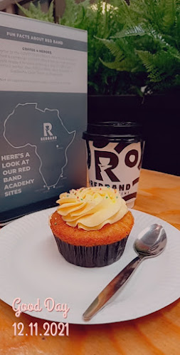 Redband Kenako Mall - Hospitality and gastronomy