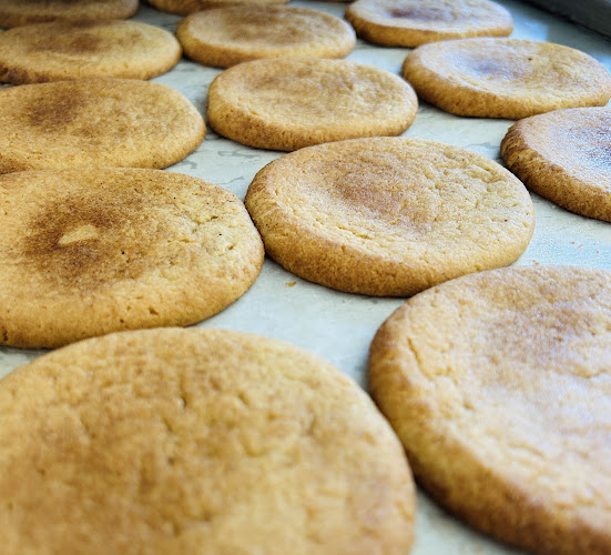 Crumbs And Cream - Hospitality and gastronomy