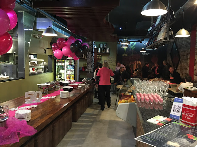 Tei Avon Schwarma Bistro - Hospitality and gastronomy