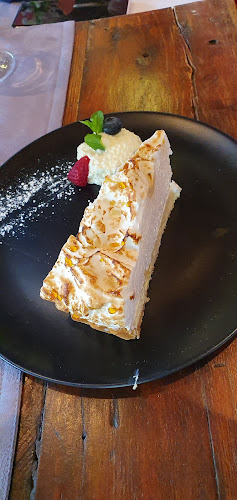 Olives and Plates Wits Club and Conference - Hospitality and gastronomy