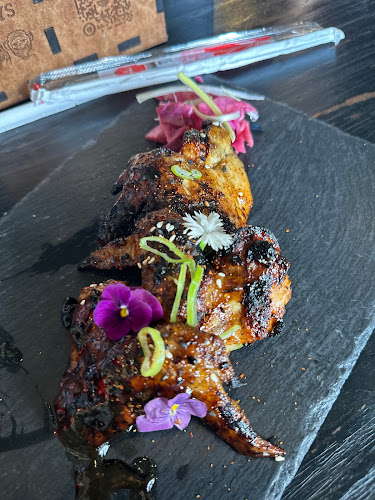 Comentarii opinii despre Three Wise Monkeys