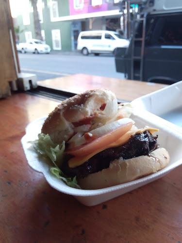 Opinii despre The Burger Shop în Cape Town - Hospitality and gastronomy