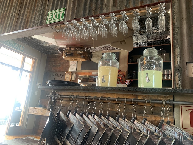 Cut and Craft Bistro - Hospitality and gastronomy