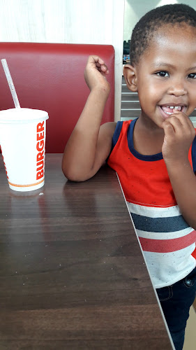 Comentarii opinii despre Burger King Rustenburg Drive-Thru (Halaal)