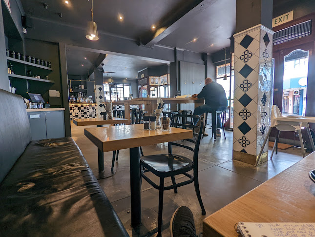 39 Regent Rd, Sea Point, Cape Town, 8060