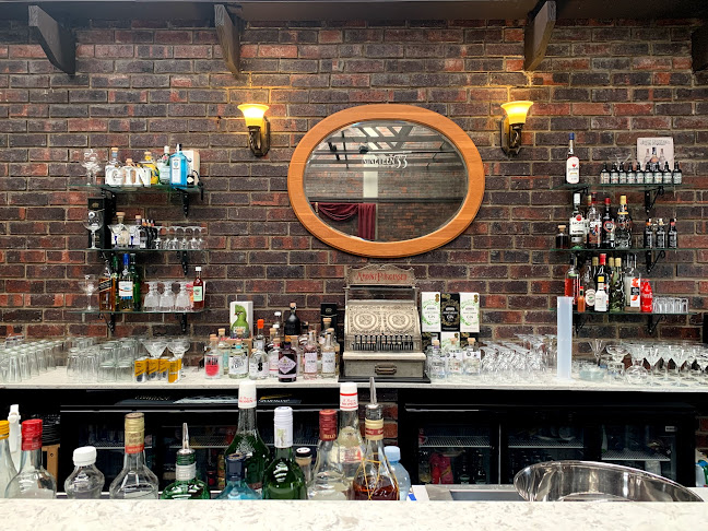 15 Butterfield Cres, Fairview, Gqeberha, 6070